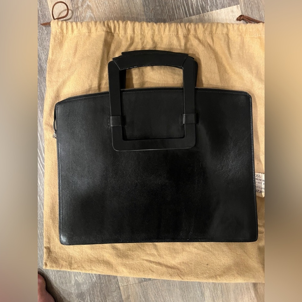 Monsac Sleek Black Leather Briefcase